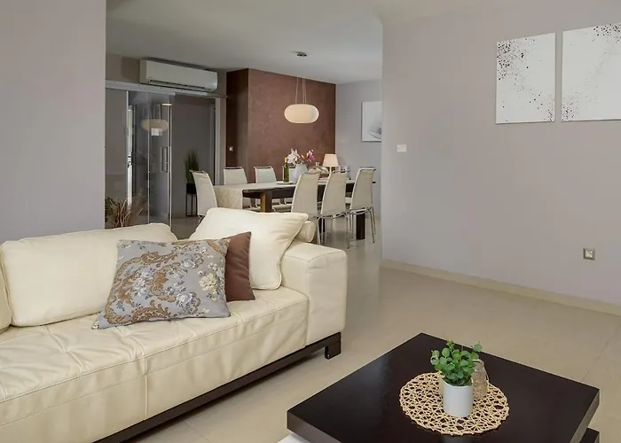 Vidova By Istrialux Vila Basici